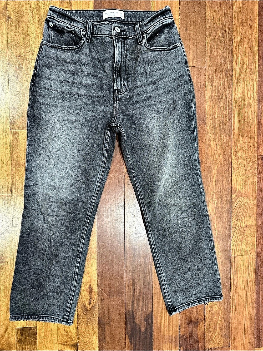 Abercrombie & Fitch The Ankle Straight Ultra High Rise Gray Jeans Waist 28